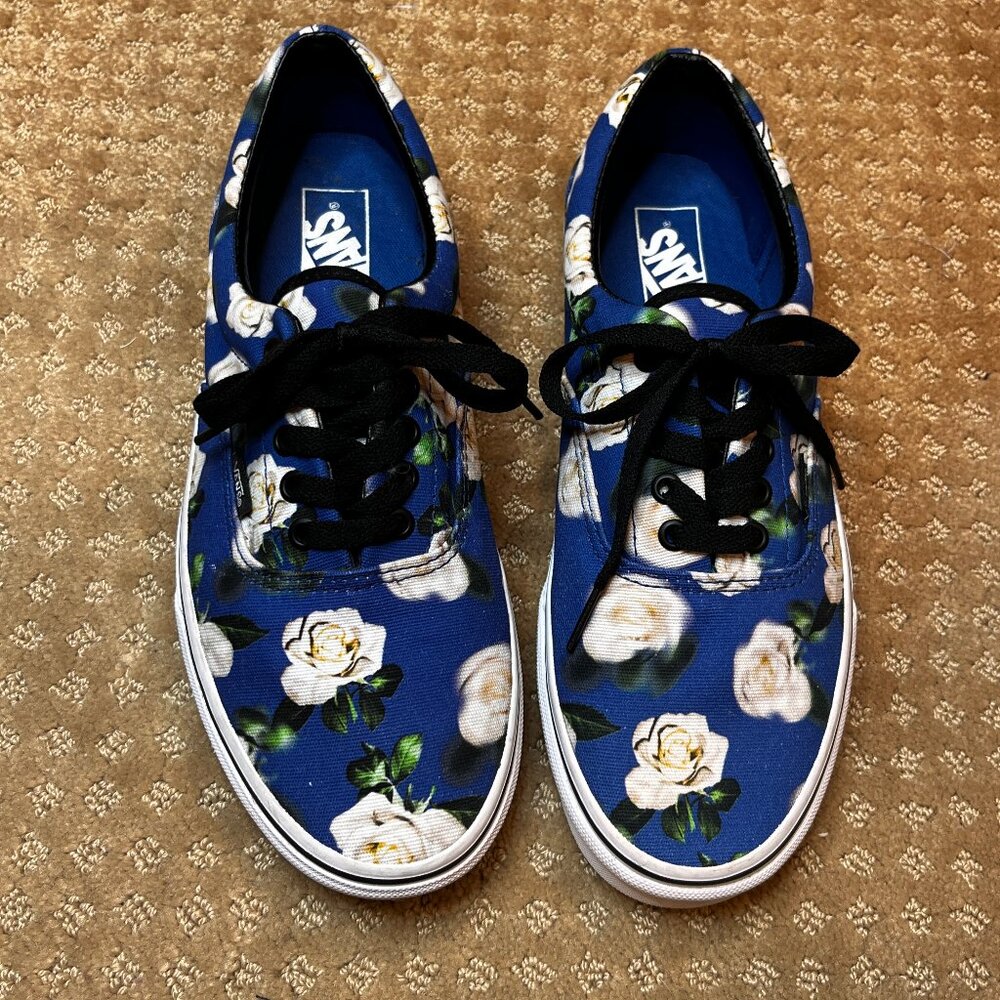 NWOT Vans Blue "Supreme" Flower Mens size 10 Floral Sneakers Lace Up Gym Shoe